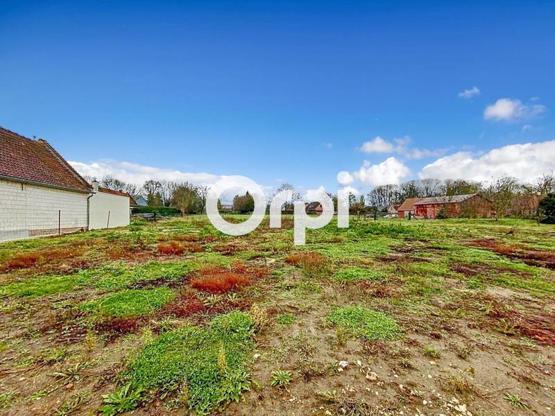 Terrain constructible - 2 083 m²