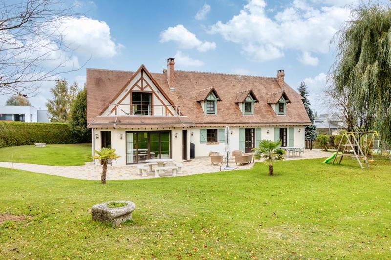 Maison ancienne - 300 m² - 9 pièces