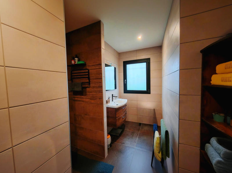 Maison - 98 m² - 5 pièces