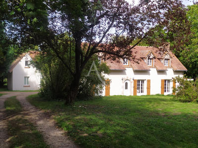 Maison - 195 m² - 7 pièces