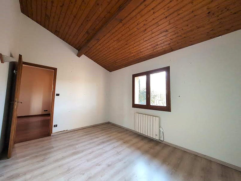 Maison - 151 m² - 7 pièces
