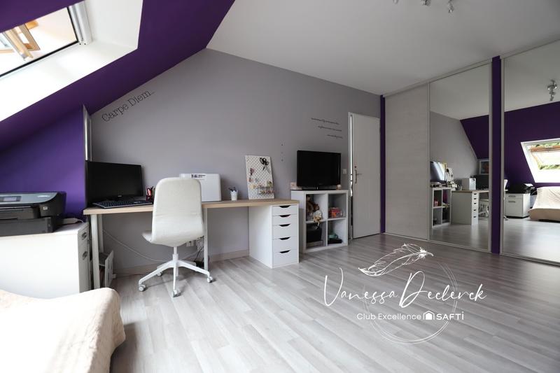 Maison - 180 m² - 7 pièces