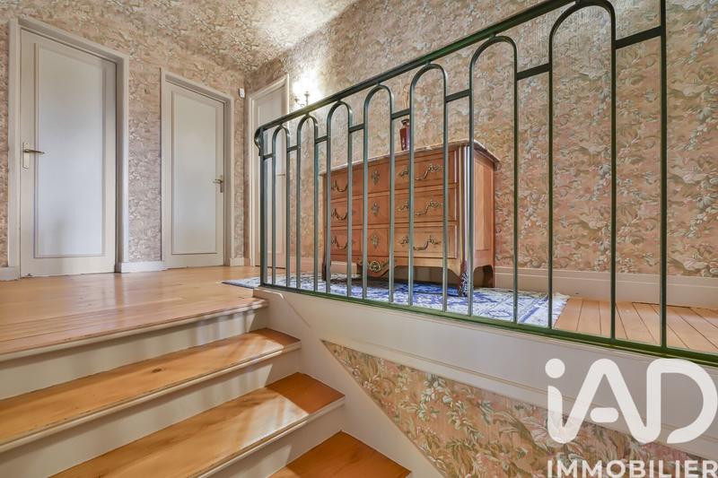 Maison - 180 m² - 7 pièces