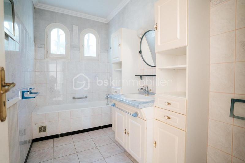 Maison - 93 m² - 3 pièces