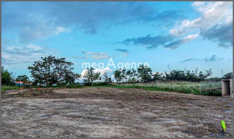 Terrain constructible - 640 m²
