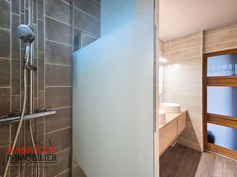 Appartement - 89 m² - 5 pièces