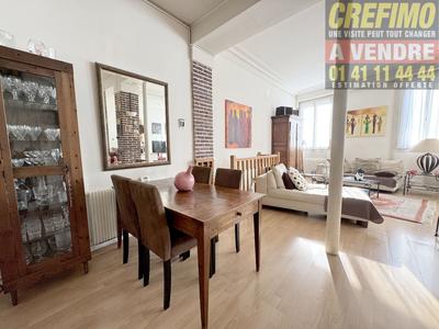 Appartement - 92 m² - 4 pièces