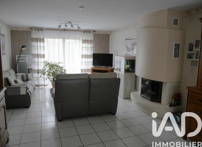 Maison - 111 m² - 4 pièces