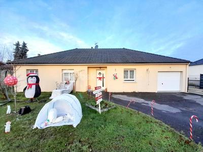 Pavillon - 144 m² - 8 pièces