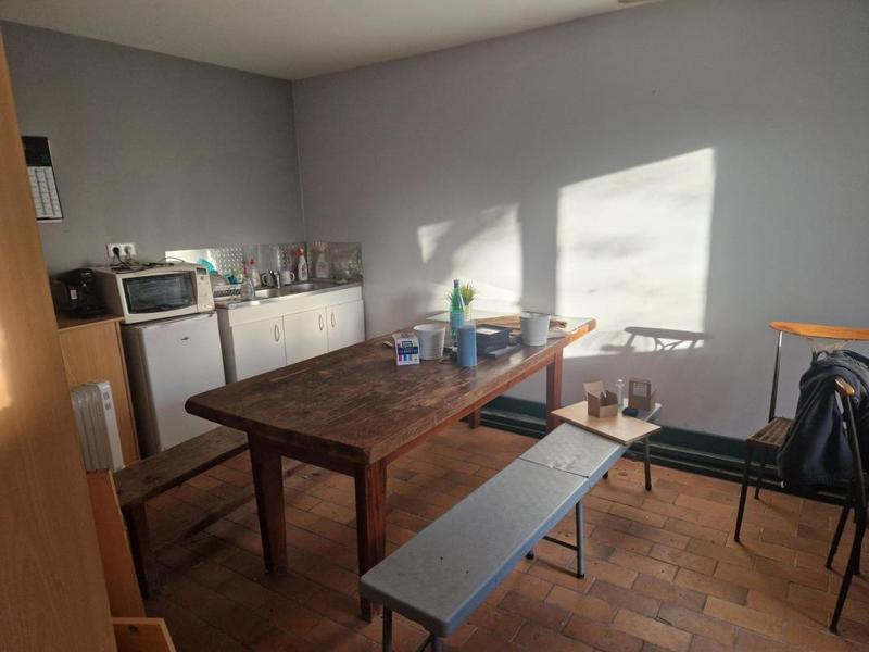 Maison - 620 m² - 3 pièces