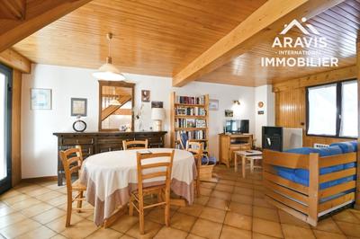 Maison - 111 m² - 3 pièces