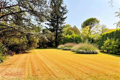 Terrain constructible - 800 m²