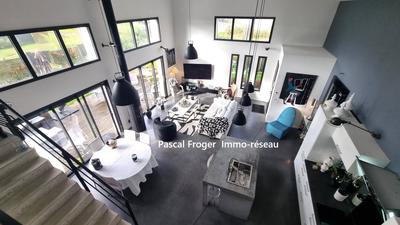 Maison - 119 m² - 5 pièces
