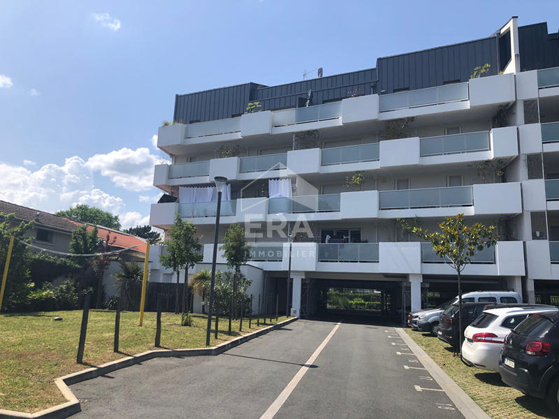 Appartement - 98 m² - 4 pièces