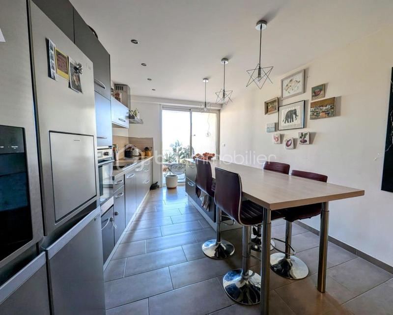 Maison - 175 m² - 5 pièces