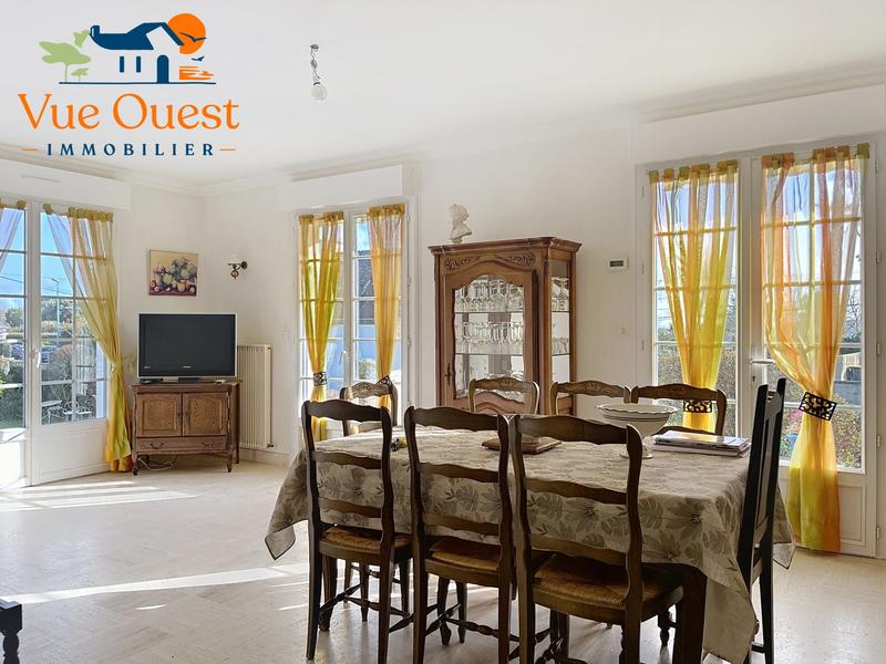 Maison - 122 m² - 5 pièces