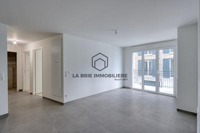 Appartement - 76 m² - 4 pièces