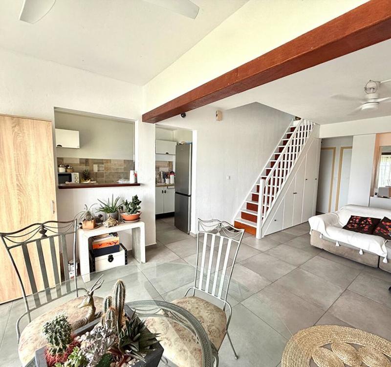 Appartement - 85 m² - 4 pièces