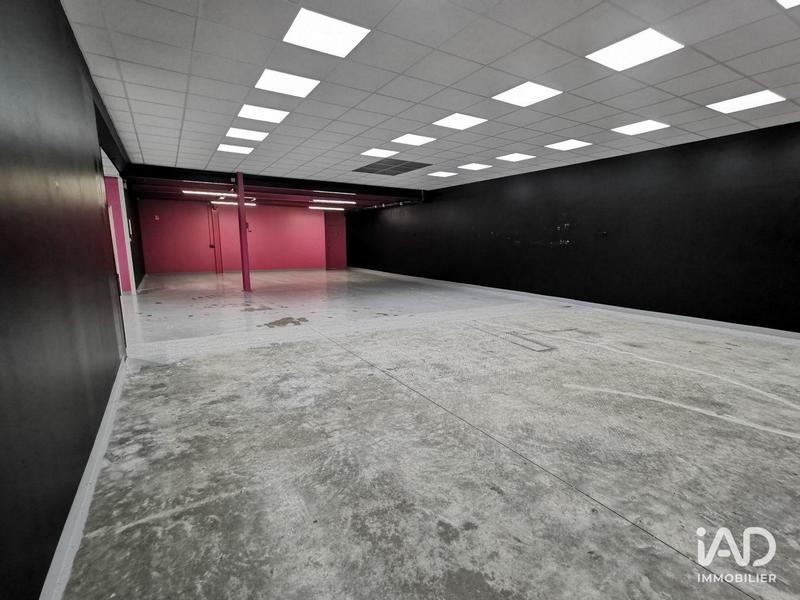 Local commercial - 581 m²