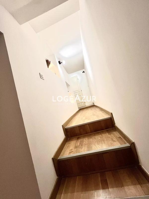 Appartement - 89 m² - 3 pièces