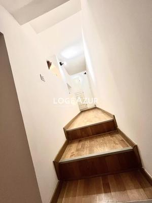 Appartement - 89 m² - 3 pièces