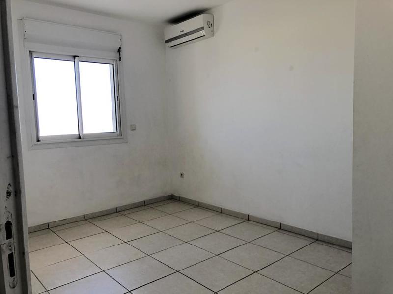 Maison - 99 m² - 4 pièces