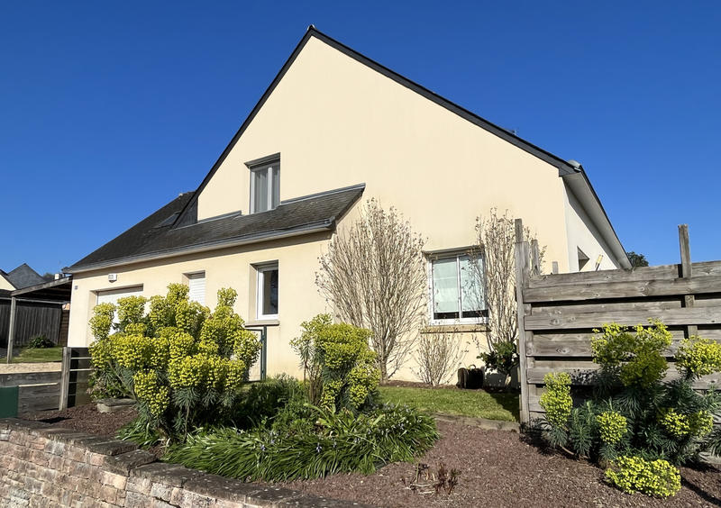 Maison - 168 m² - 6 pièces