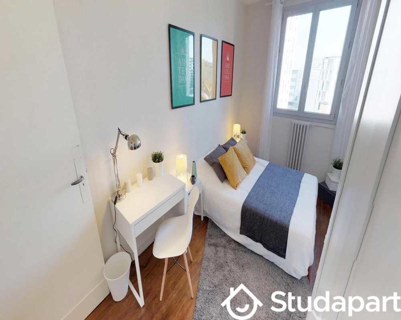 Chambre - 60 m² - 1 pièce