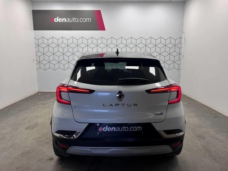 Renault Captur E-Tech Plug-in 160 Intens