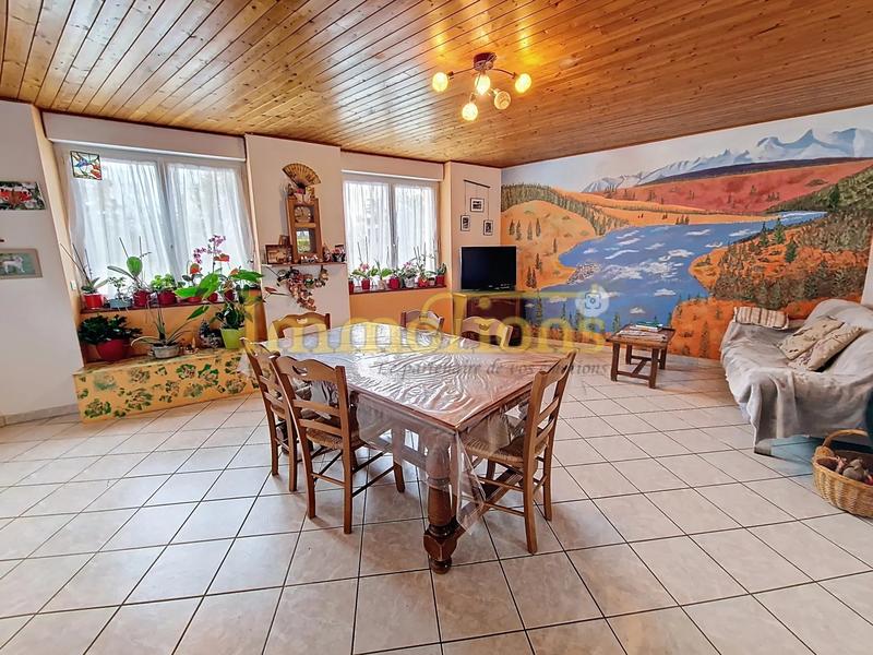 Maison - 110 m² - 5 pièces