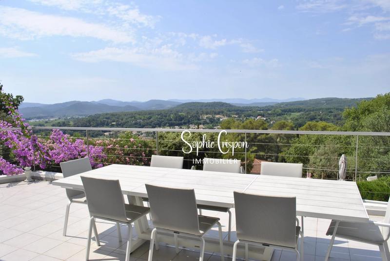 Villa - 186 m² - 8 pièces