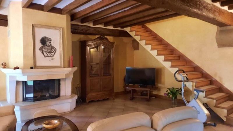 Maison - 390 m² - 10 pièces