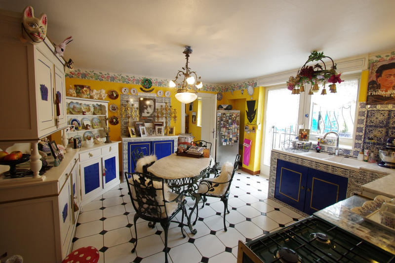 Maison - 320 m² - 10 pièces