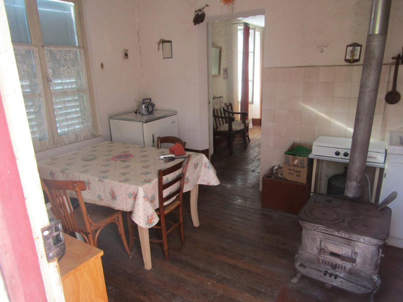 Maison - 450 m² - 5 pièces