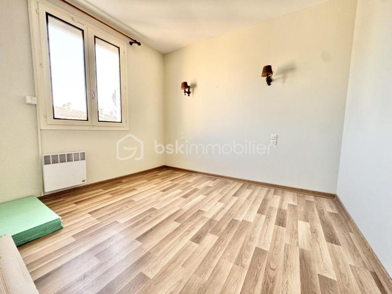 Maison traditionnelle - 90 m² - 5 pièces