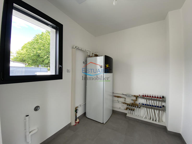 Maison - 94 m² - 5 pièces