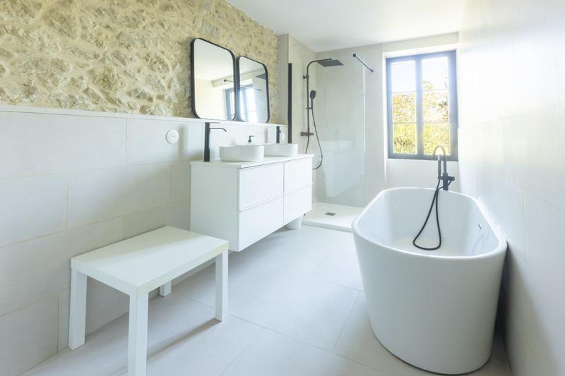 Maison ancienne - 226 m² - 7 pièces