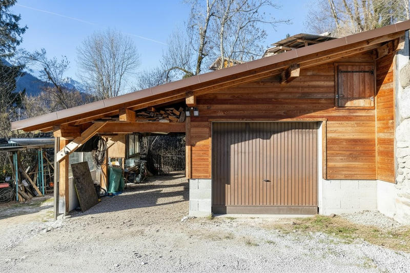 Maison - 90 m² - 6 pièces
