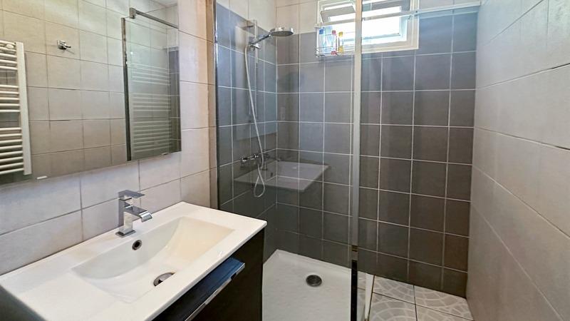 Propriété - 162 m² - 8 pièces