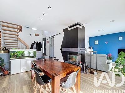 Maison de maîtres - 120 m² - 8 pièces