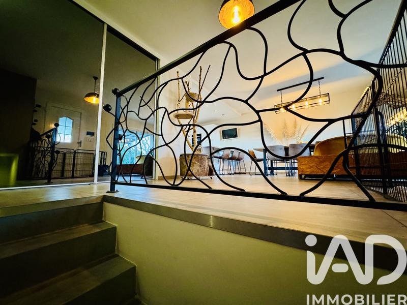 Maison - 144 m² - 6 pièces