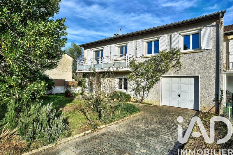 Maison - 141 m² - 5 pièces