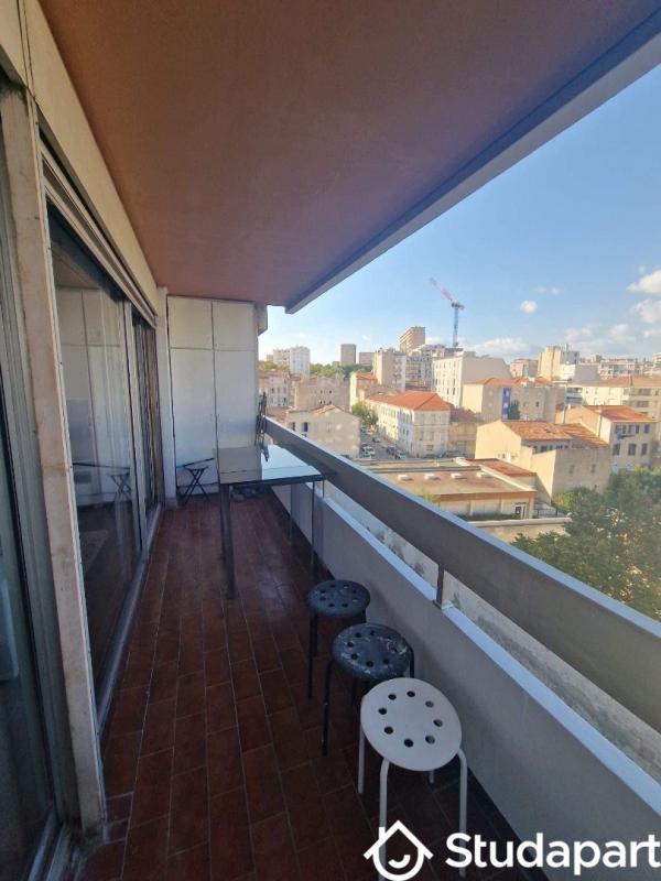 Chambre - 13 m² - 1 pièce