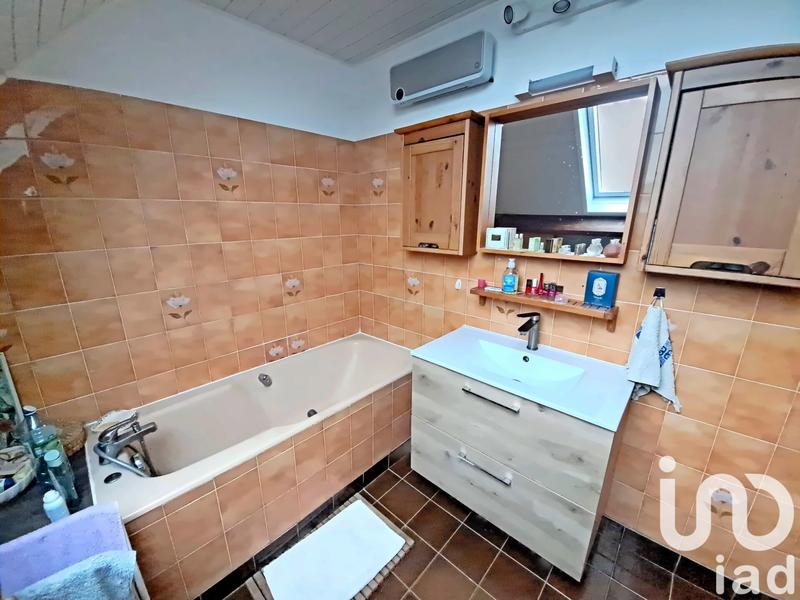 Maison - 128 m² - 7 pièces