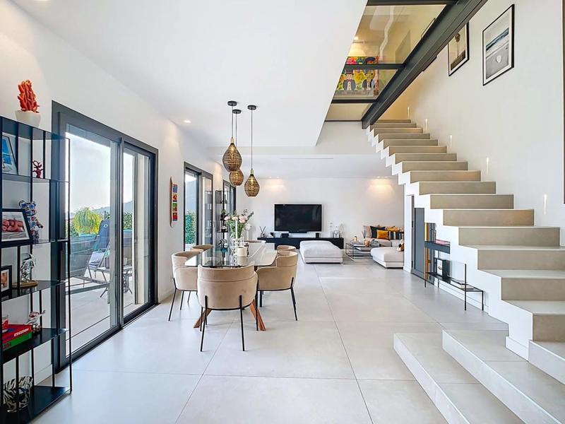 Villa - 187 m² - 4 pièces