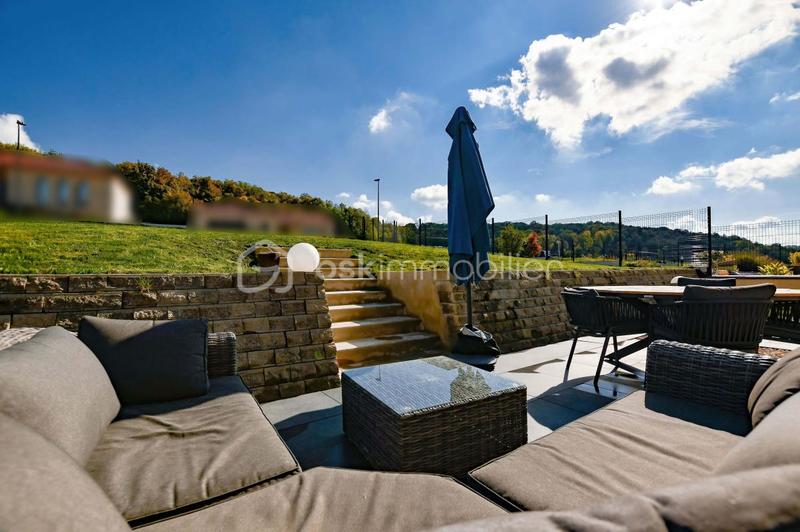 Pavillon - 99 m² - 5 pièces