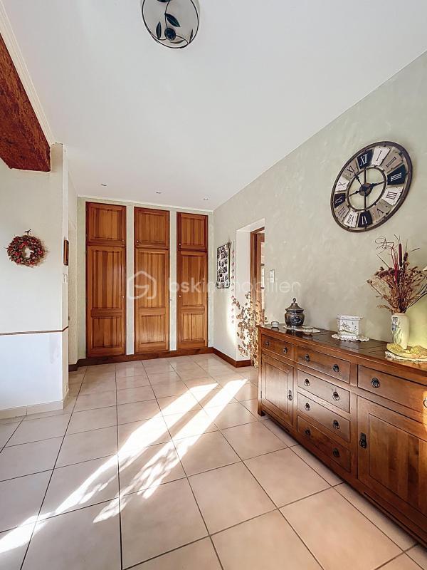 Corps de ferme - 300 m² - 8 pièces