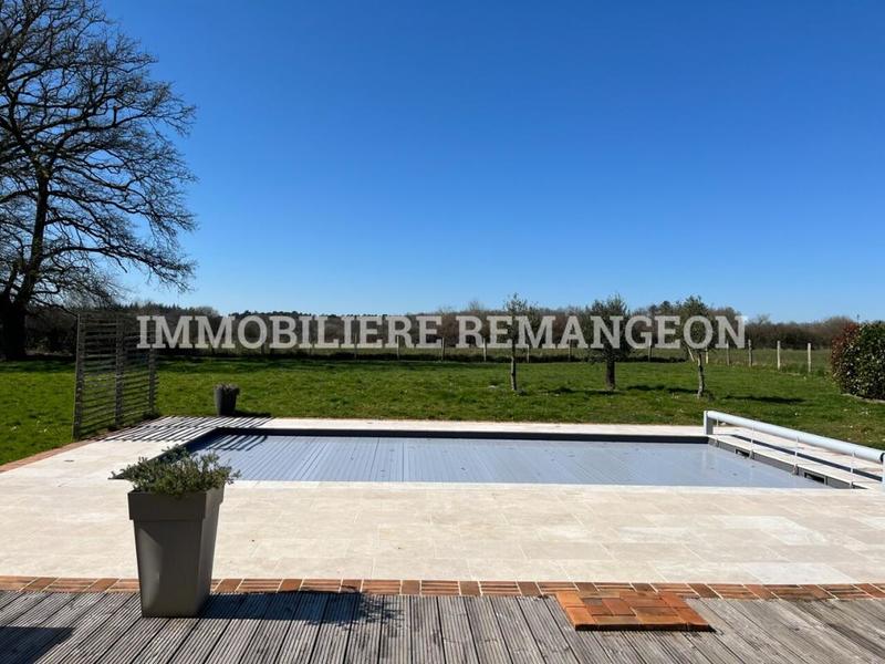 Demeure - 165 m² - 6 pièces