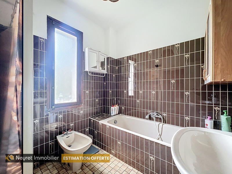 Maison - 170 m² - 7 pièces