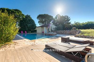 Villa - 200 m² - 7 pièces